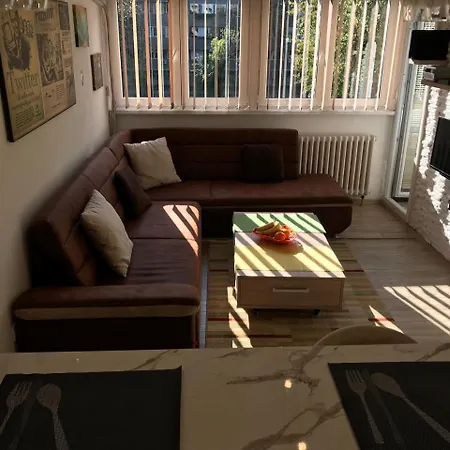 Apartment Lovely 2